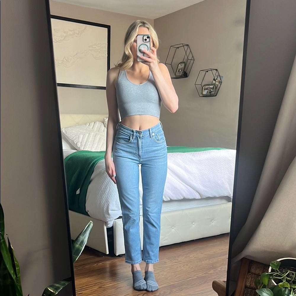 Everlane - the cheeky Jean